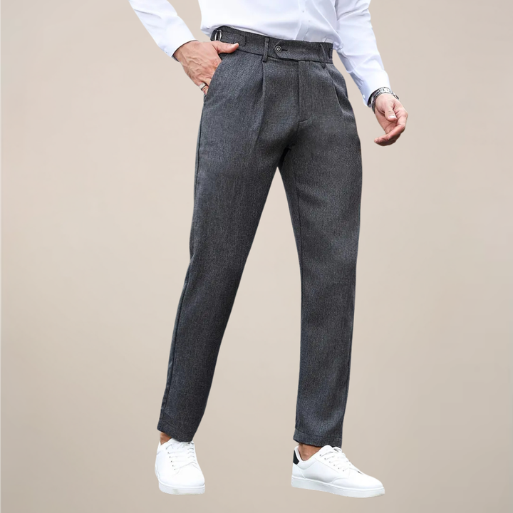 Skräddarsydda Plisserade Byxor för Män i Slim Fit med Elegant Design | Perfekta för Affär och Fest 3