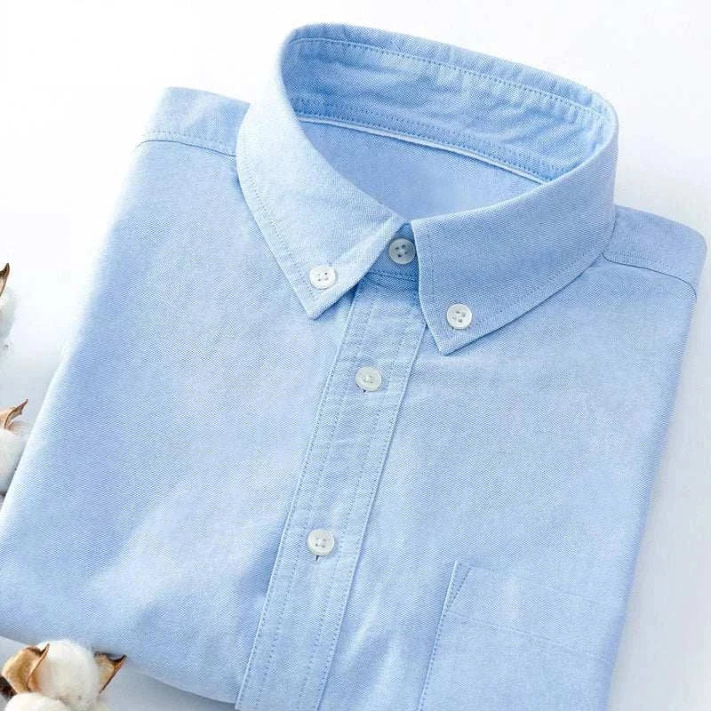 Slim Fit | Långärmad Skjorta med Knäppning i Ljusblått | Elegant och Bekväm för Vardagsbruk 0