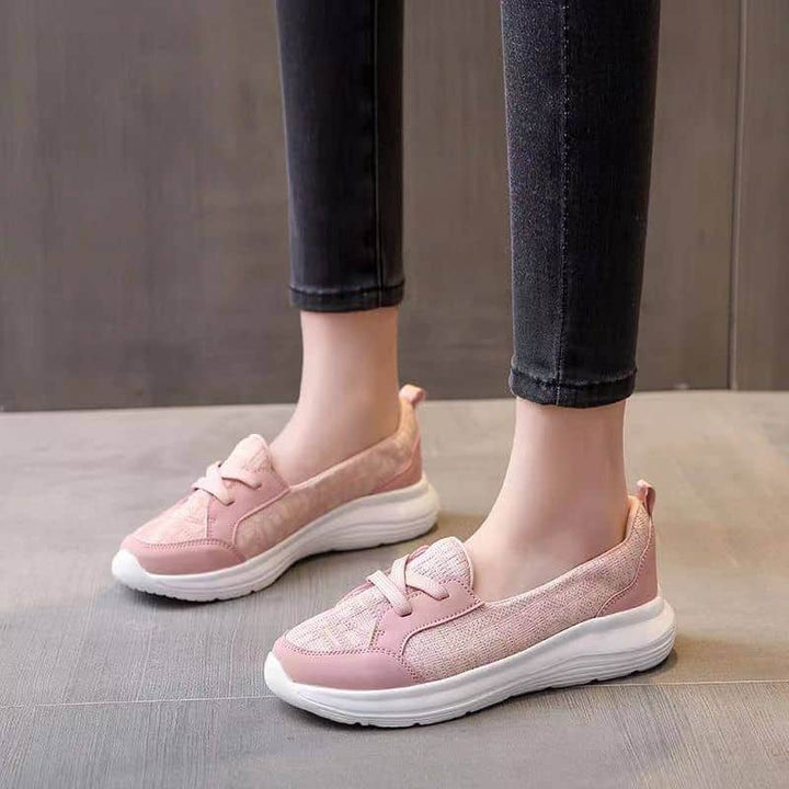 Sofia | Bekväma Slip-On Damskor med Hålfotsstöd och Bred Tåbox 1