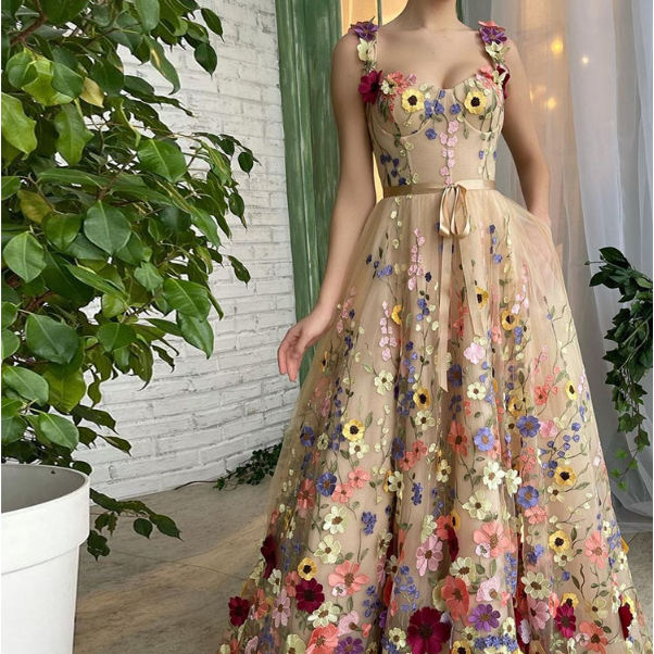 Sofia | Elegant A-Linjeformad Balklänning med 3D-Blommor 0