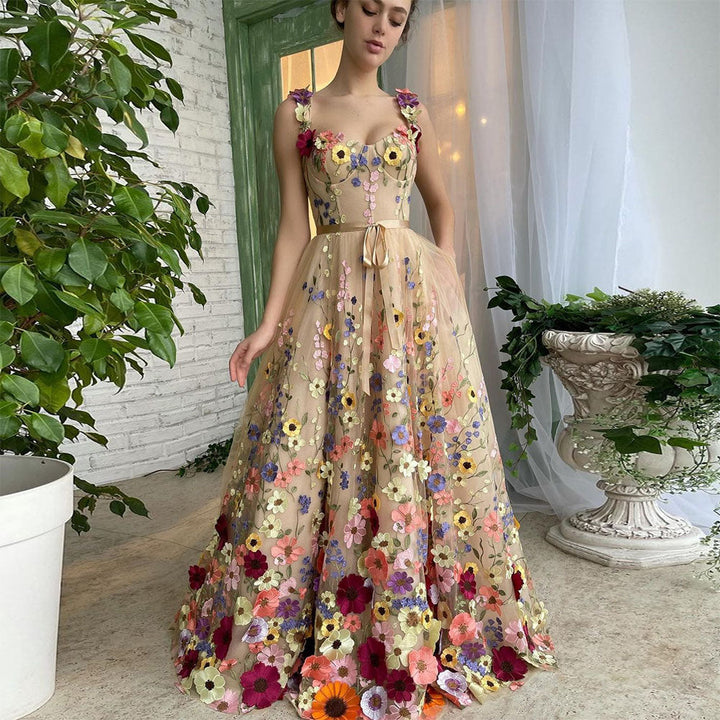 Sofia | Elegant A-Linjeformad Balklänning med 3D-Blommor 2