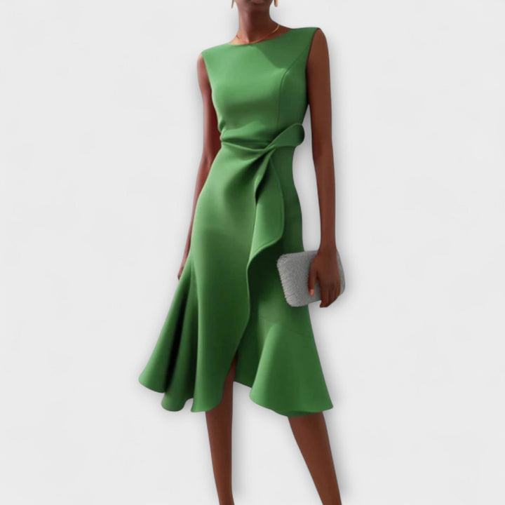 Sofia | Elegant Asymmetrisk Midiklänning Dam med Draperade Detaljer 3