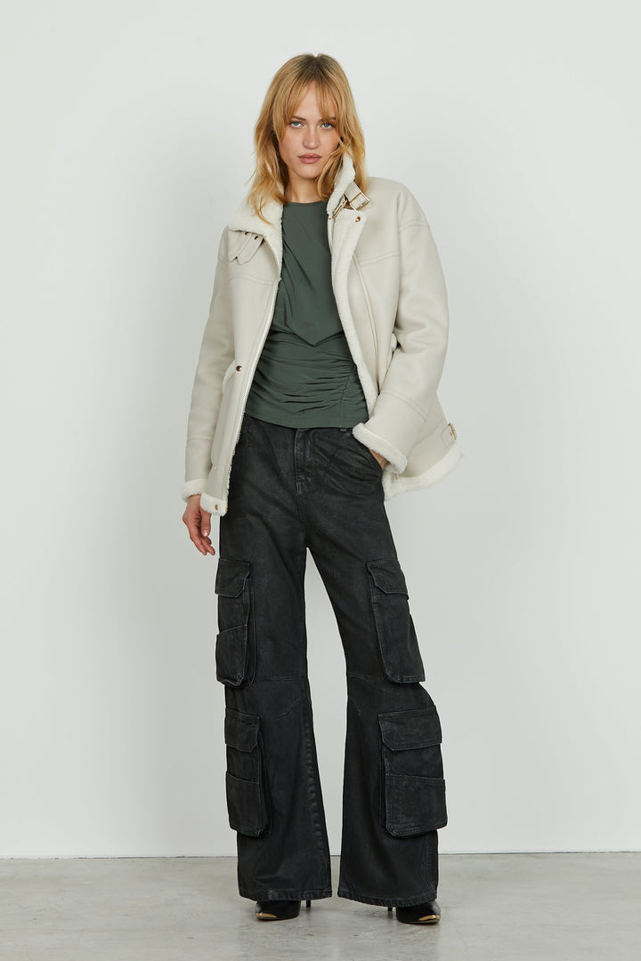 Sofia | Elegant Vit Blus Med Lång Ärmar och Veckad Midja 6