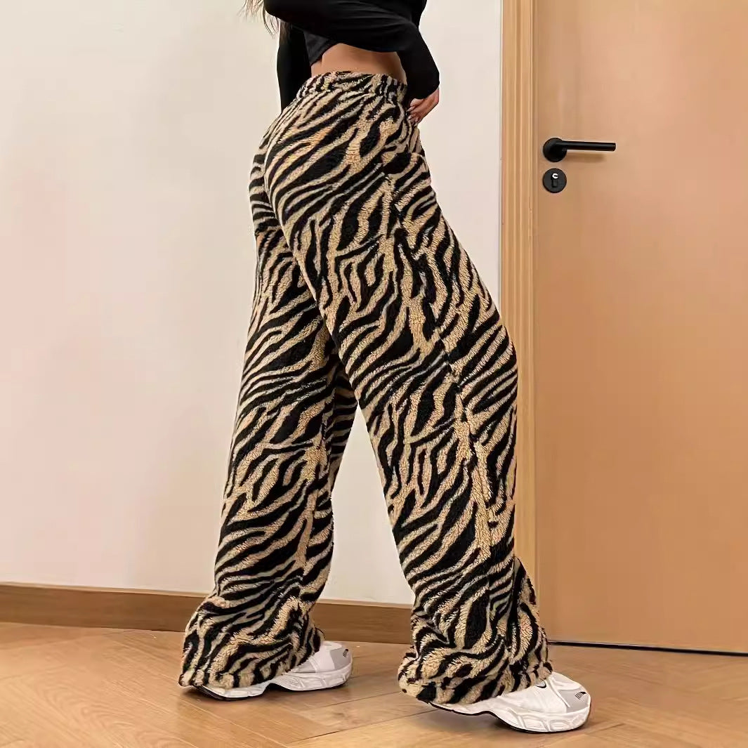 Sofia | Lätta Vidbenade Byxor med Leopardmönster för Dam 3