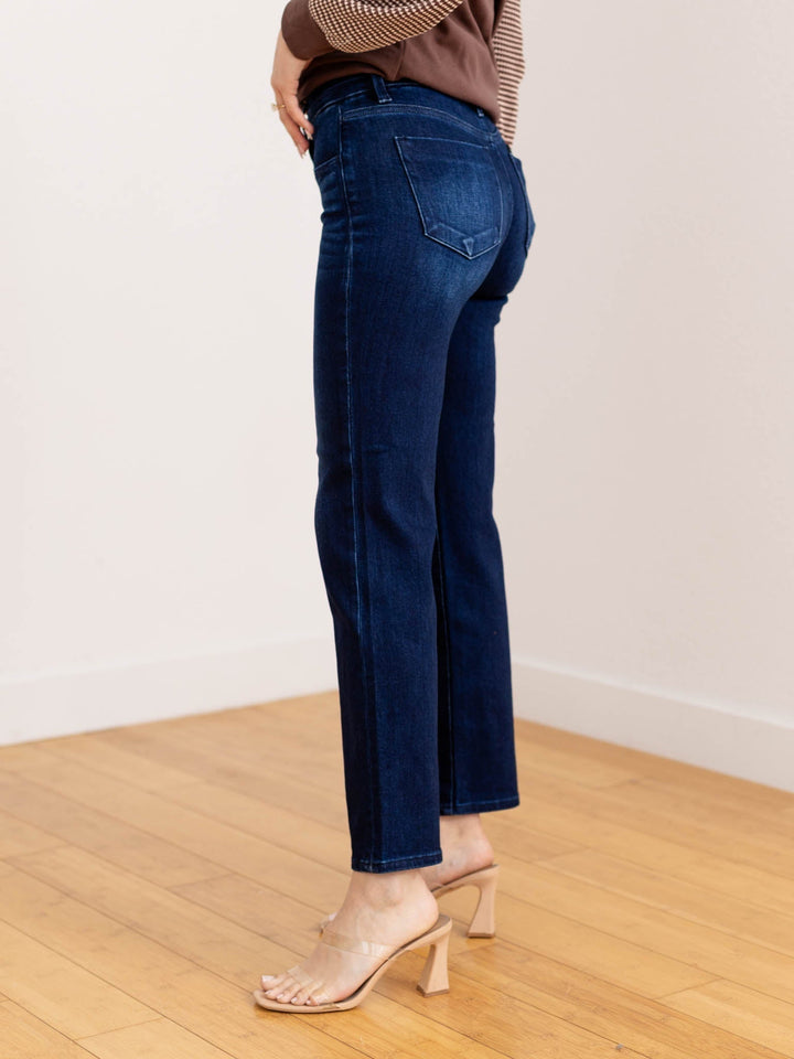Sofia | Mörka Mellanhöga Rak Jeans Dam 1