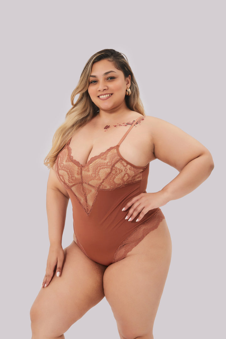 Sophia | Elegant Formande Spets Bodysuit 6