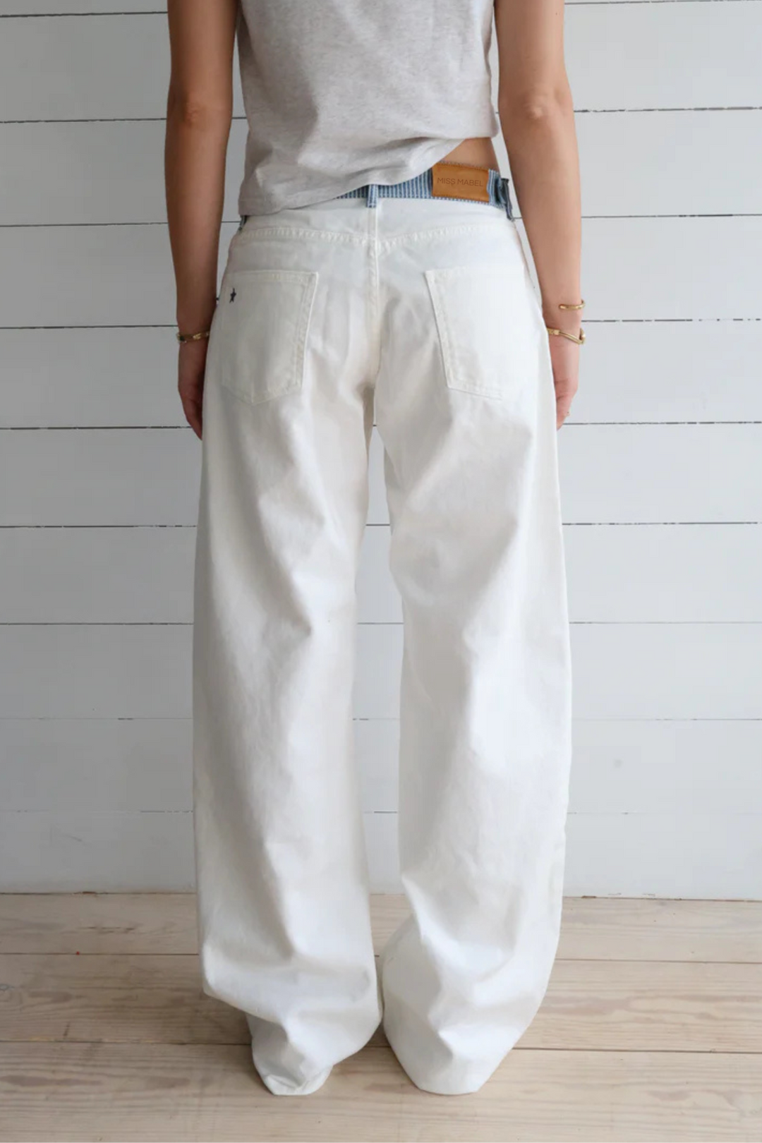 Sophie | Avslappnade Medelhöga Jeans med Randig Design 2
