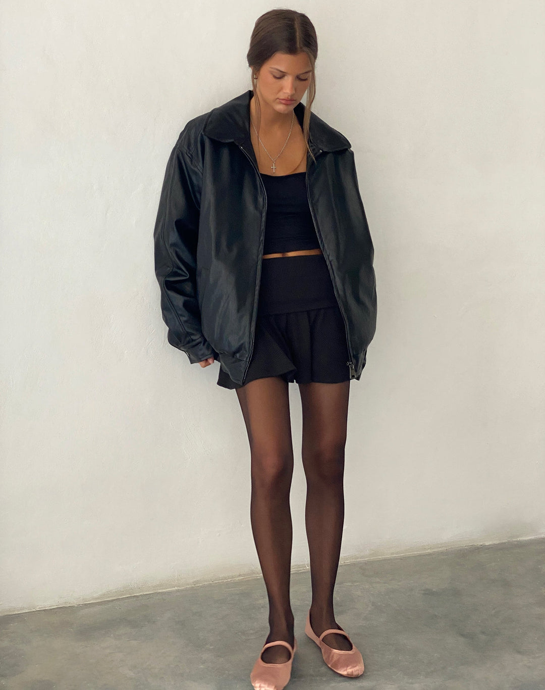Sophie | Boxig Svart Oversized Kavaj med Slagkrage 1