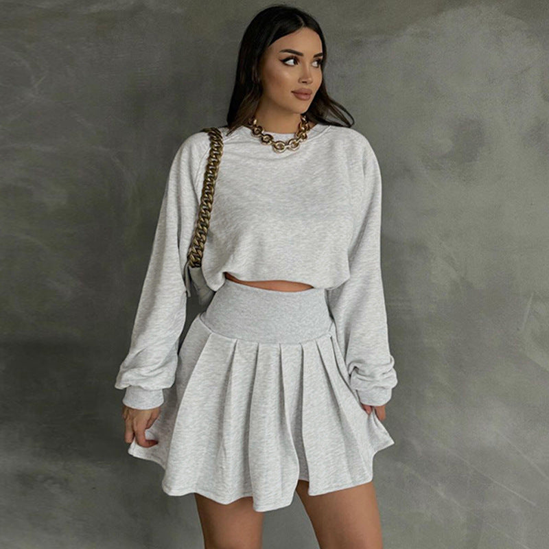 Sophie | Elegant Höstset Med Långärmad Tröja Och Plisserad Kjol 2