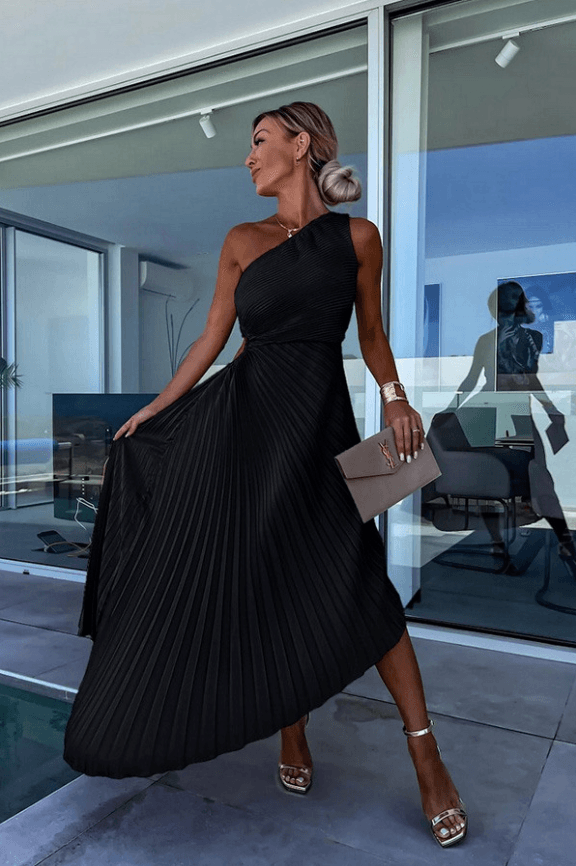 Sophie | Elegant One Shoulder Sommarklänning med Plisserad Kjol 0
