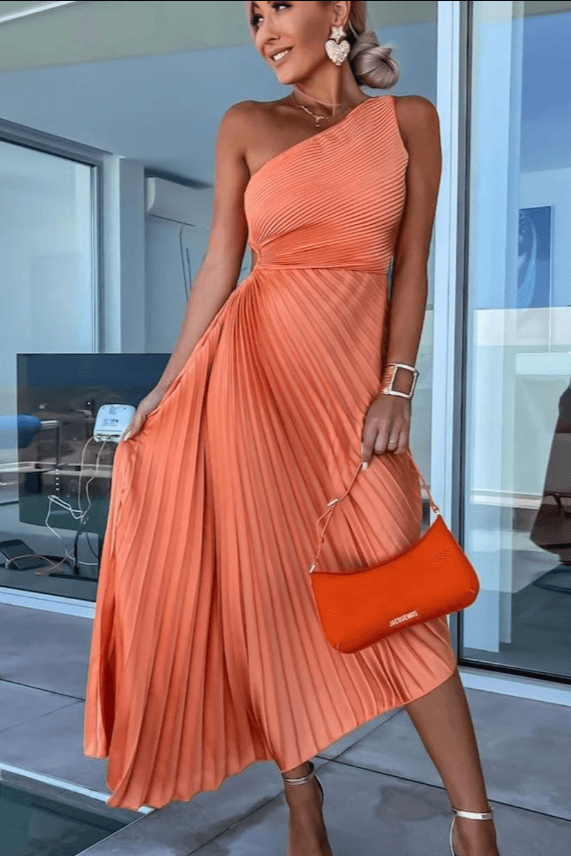 Sophie | Elegant One Shoulder Sommarklänning med Plisserad Kjol 4