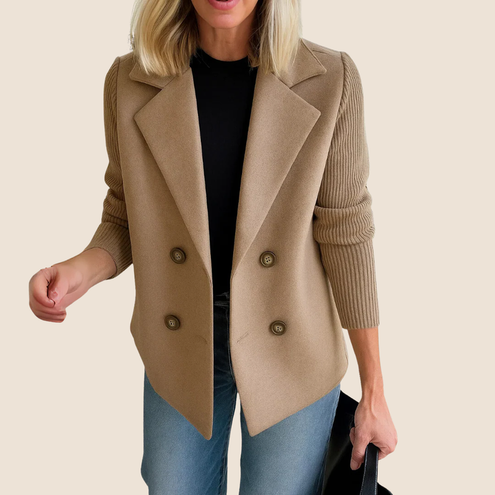 Sophie | Elegant Slim Fit Svart Kavaj Dam Med Funktionella Fickor 0