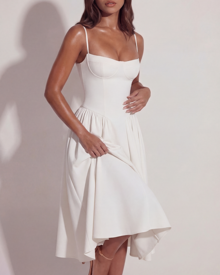 Sophie | Elegant Sommarklänning med Volang 4
