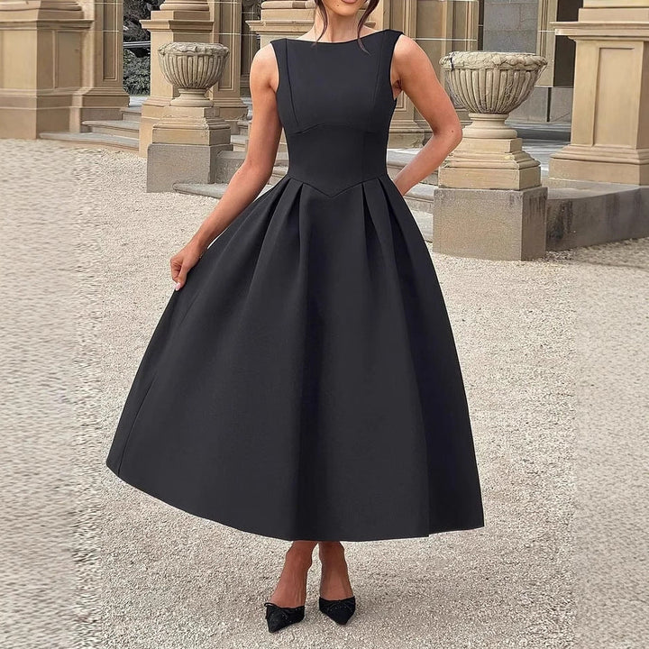 Sophie | Elegant Svart Ärmlös Sommarklänning för Midsommar 1