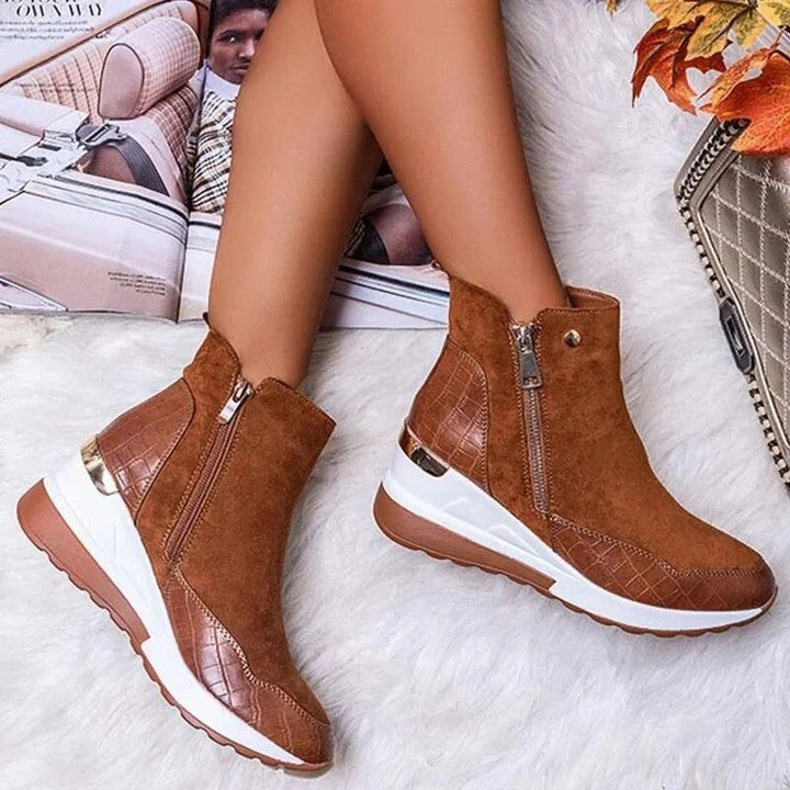 https://cdn.shopify.com/s/files/1/0799/5929/4219/files/damen_stiefelette_braun_seitlich_Crystalli538.jpg
