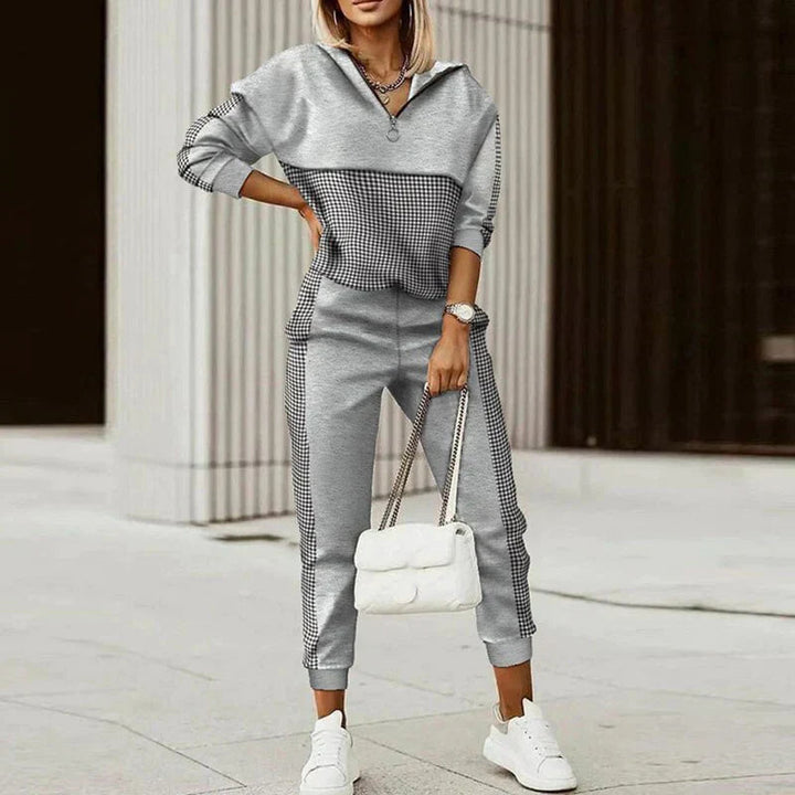 Stilrent Träningsset | Tvådelad Outfit med Mönstrad Luvtröja och Byxor | Bekväm och Mångsidig för Aktiv Livsstil 3