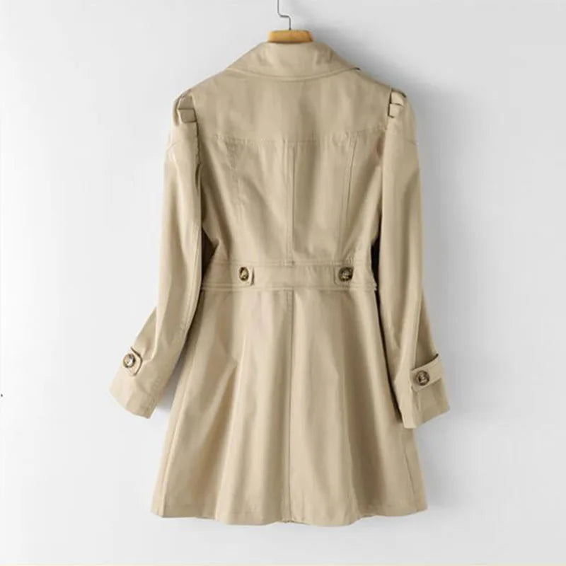 Tidlös Trenchcoat för Kvinnor med Avslappnad Passform | Elegant Design för Vardagsbruk 4
