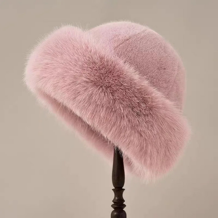 Vintage Fuskpälsmössa | Elegant Vintermössa med Rundad Krona | Tidlös Accessoar för Kyliga Dagar 3