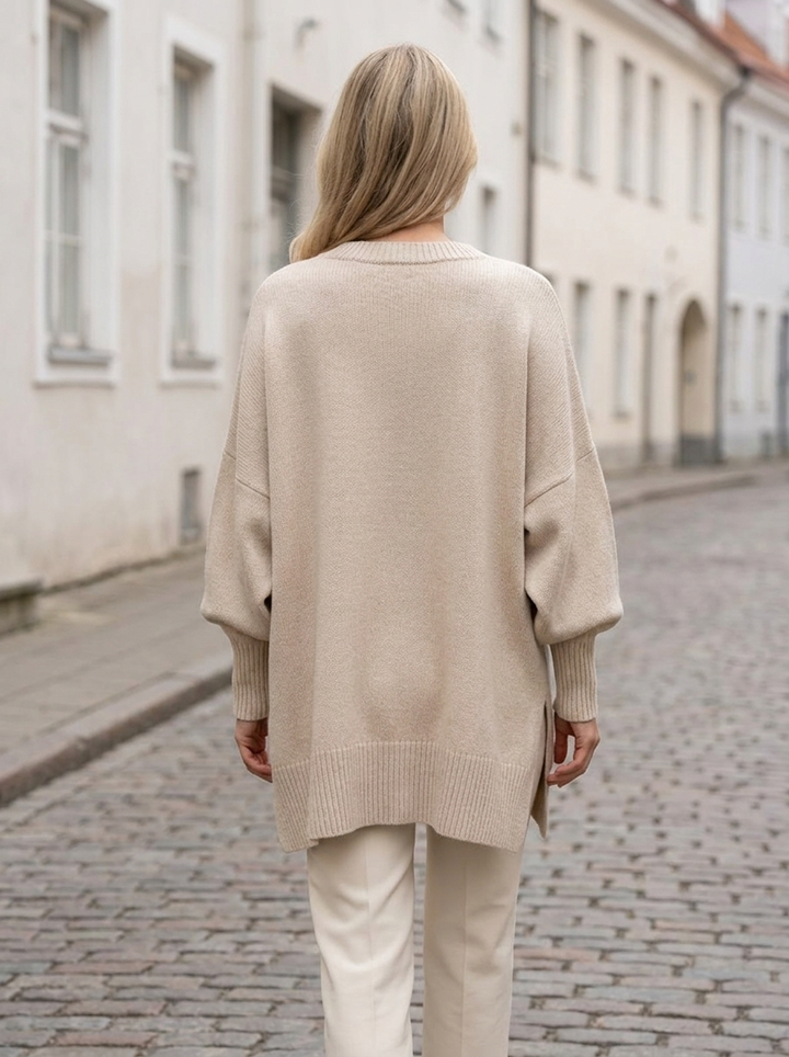 Sophie elegant stickad damtröja - bakifrån