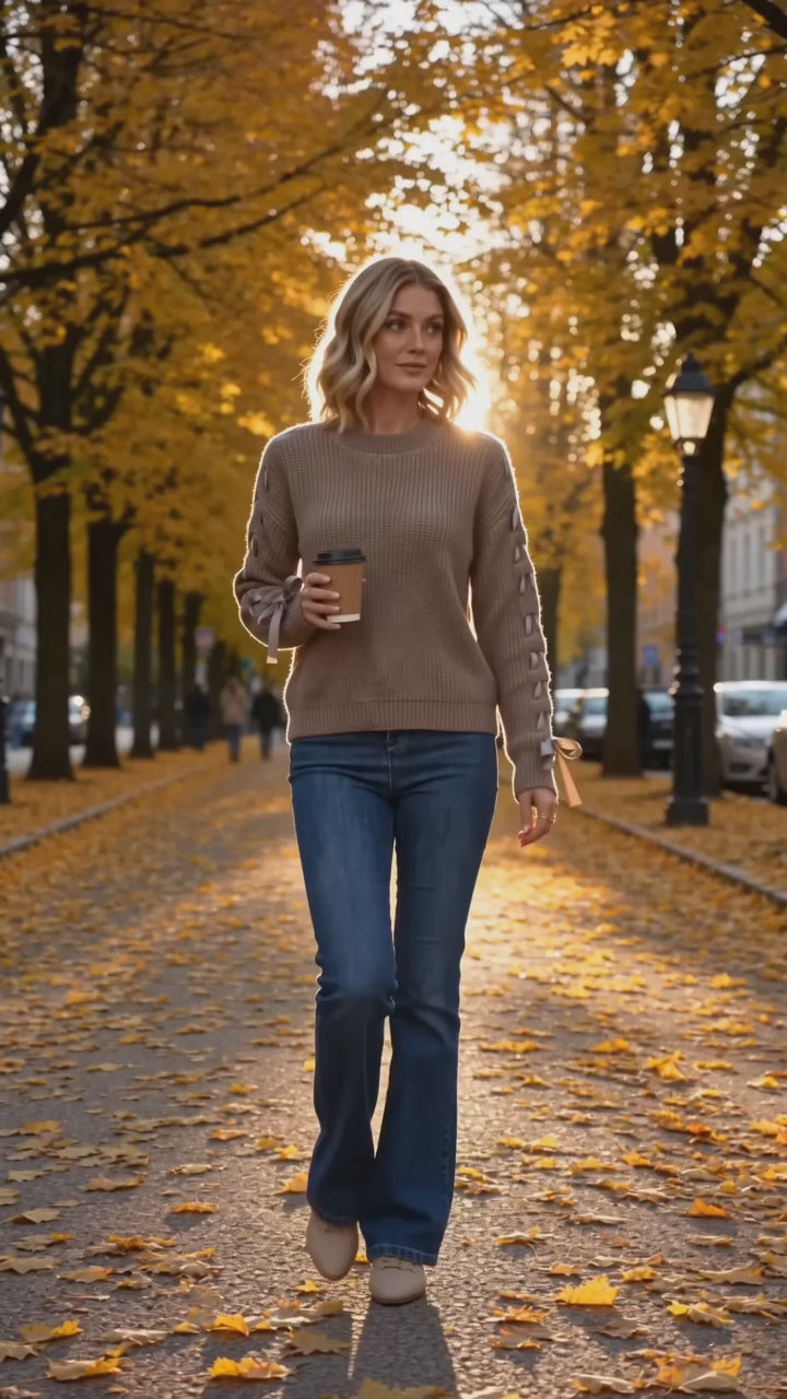 Kort film som visar avslappnad passform för vardagsbruk i rörelse — passform, material och detaljer.