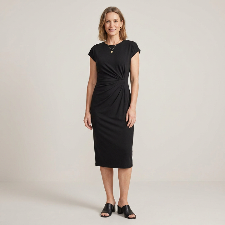 Sofia elegant kortarmad svart midiklanning for dam